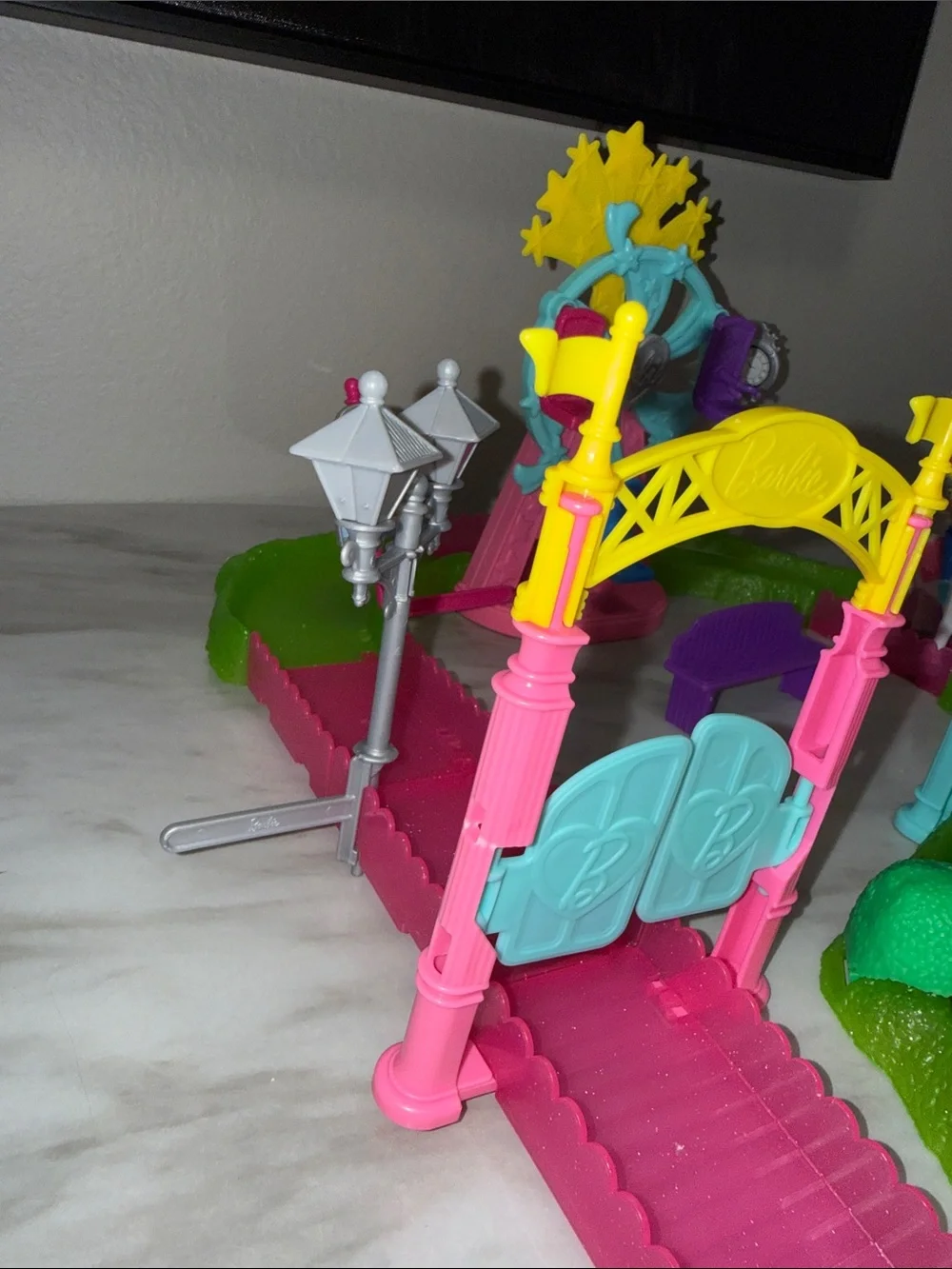 Barbie on the Go Carnival Track Playset White Pony & Figure
